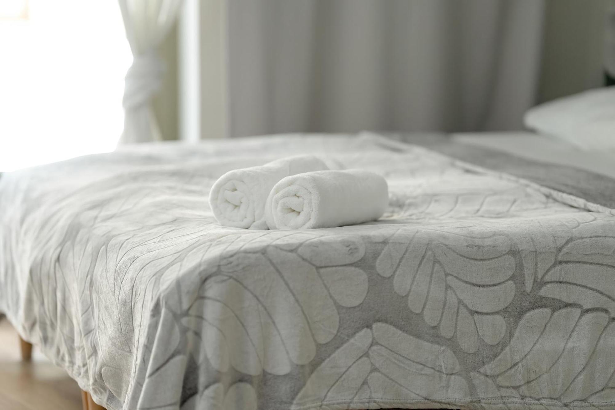 Stylowe I Eleganckie Studia Very Berry W Poznaniu By Noclegi Renters Extérieur photo